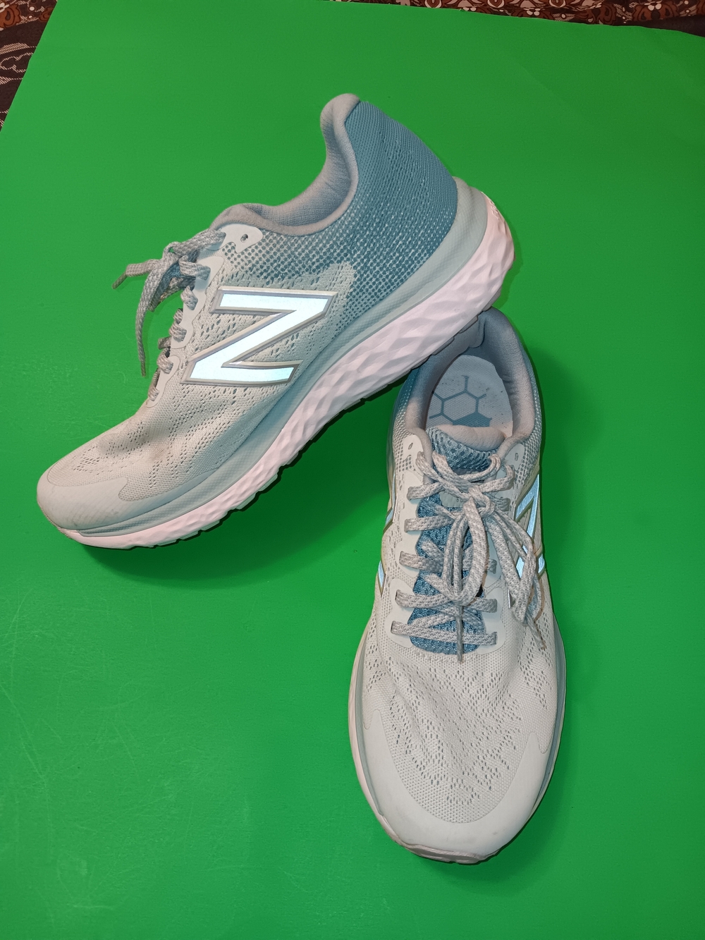 New Balance Fresh Foam 680 Running Shoes (W680RG7)Preowned BlueColor Women's Sz9